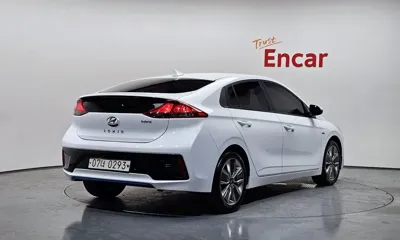 Hyundai Ioniq 2017, 84428 км, за 11200000 KRW