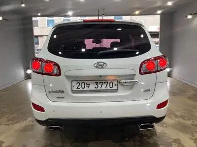 Hyundai Santafe 2011, 252440 км, за 3300000 KRW