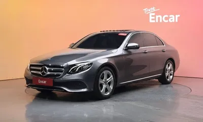 Mercedes-Benz E-Class · 2018 год