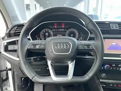 Audi Q3 2022, 17400 км, за 193800 CNY - фото 8