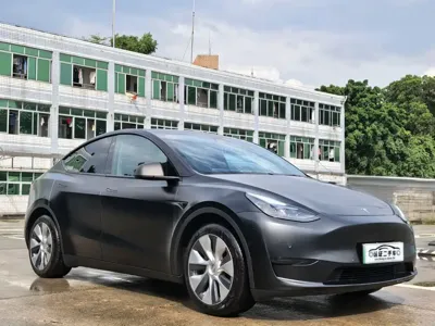Tesla Model Y 2022, 82000 км, за 145800 CNY