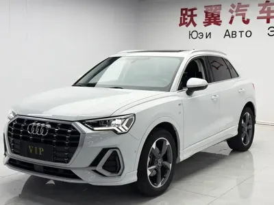 Audi Q3 · 2022 год
