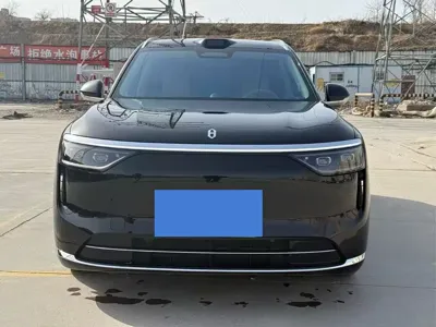 AITO 问界 AITO M8 2025, 38000 км, за 305600 CNY