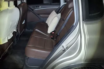 Volkswagen Tiguan 2015, 77900 км, за 41488.01 CNY - фото 17
