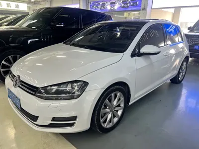 Volkswagen Golf · 2014 год