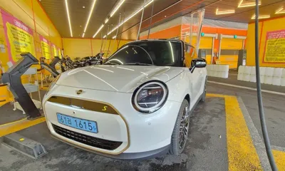 MINI Cooper · 2024 год