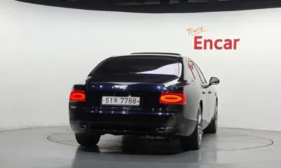 Bentley Flying Spur 2018, 177279 км, за 43000000 KRW