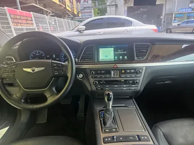 Hyundai Genesis 2016, 67814 км, за 10800000 KRW - фото 9