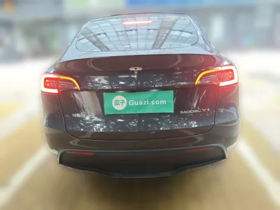Tesla Model Y 2024, 20500 км, за 193803.31 CNY