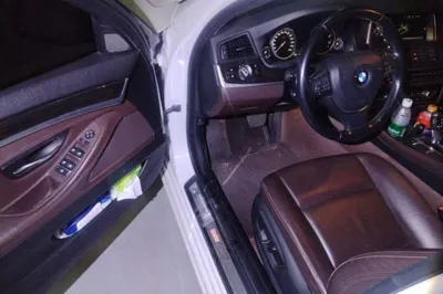 BMW 5 Series 2017, 97600 км, за 104525.58 CNY - фото 19