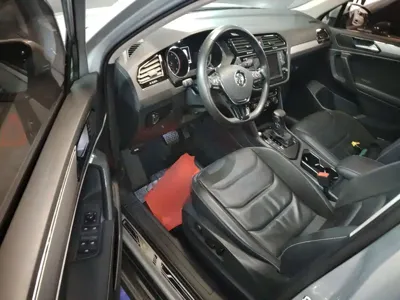 Volkswagen Tiguan L 2017, 89200 км, за 76400 CNY - фото 12