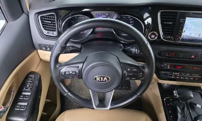 Kia Canival 2018, 159882 км, за 10500000 KRW - фото 13