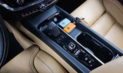 Volvo V60 2021, 33545 км, за 33700000 KRW - фото 9