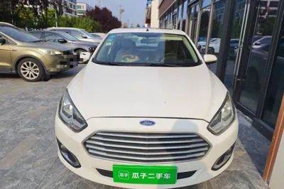 Ford Escort 2015, 146700 км, за 21495.18 CNY - фото 2