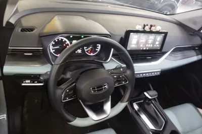 Geely Auto Emgrand S 2022, 21100 км, за 49932.51 CNY - фото 13