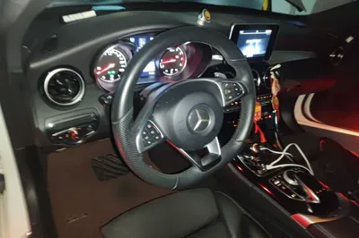 Mercedes-Benz C-Class 2017, 138500 км, за 93832.37 CNY - фото 11