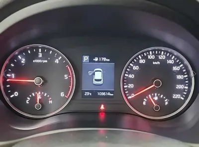 Kia Stonic 2018, 103607 км, за 7490000 KRW - фото 6