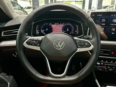 Volkswagen Sagitar 2022, 16000 км, за 118800 CNY - фото 11