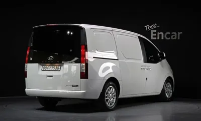 Hyundai Staria 2024, 17470 км, за 27500000 KRW