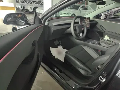 Tesla Model 3 2025, 14900 км, за 191200 CNY - фото 16