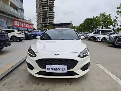 Ford Focus 2020, 53700 км, за 53800 CNY