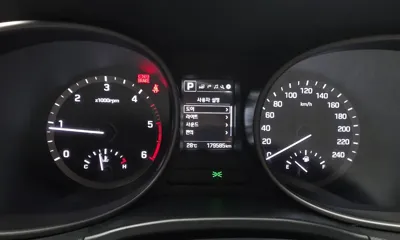 Hyundai Santafe 2016, 179585 км, за 9500000 KRW - фото 8