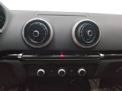 Audi A3 2020, 81000 км, за 73800 CNY - фото 26