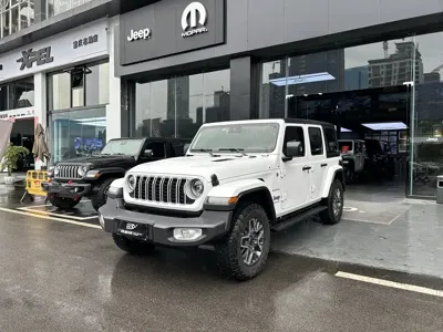 Jeep Wrangler · 2024 год