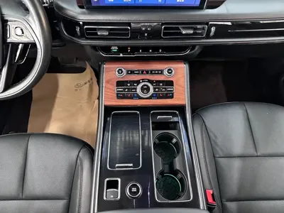 Lincoln Aviator 2023, 71000 км, за 248900 CNY - фото 16