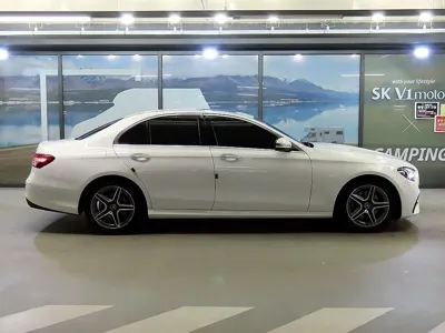 Mercedes-Benz E-Class 2023, 26410 км, за 51000000 KRW - фото 3