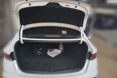 Hyundai Lafesta 2019, 64000 км, за 57787.68 CNY - фото 20