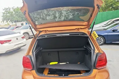Volkswagen Polo 2018, 44800 км, за 52595.89 CNY - фото 27