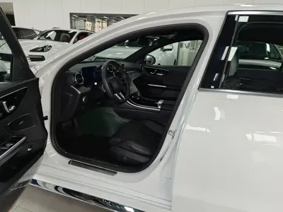 Mercedes-Benz C-Class 2023, 38500 км, за 164300 CNY - фото 9