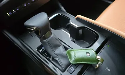 Lexus ES 2024, 29090 км, за 54400000 KRW - фото 9