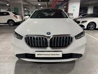 BMW 5-Series 2025, 4370 км, за 67000000 KRW