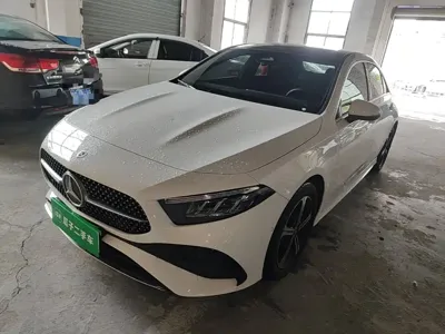 Mercedes-Benz A-Class 2025, 48900 км, за 137700 CNY