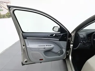 Skoda Octavia 2011, 158200 км, за 11900 CNY - фото 8