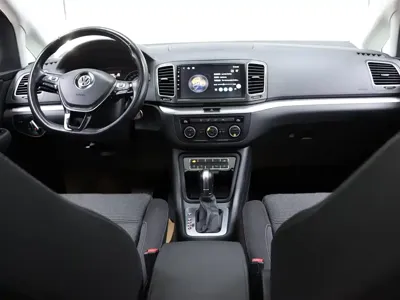 Volkswagen Sharan 2018, 66900 км, за 84500 CNY - фото 26