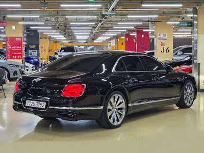 Bentley Flying Spur 2020, 84000 км, за 152000000 KRW
