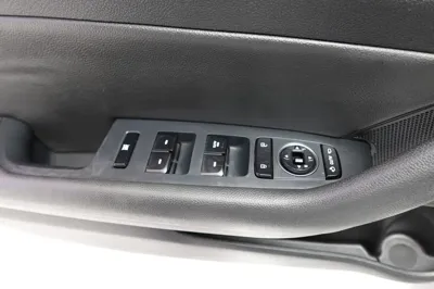 Hyundai Sonata 2016, 73000 км, за 9600000 KRW - фото 15