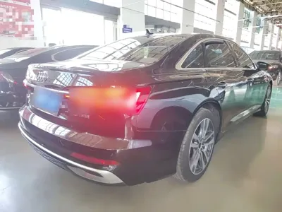 Audi A6L 2024, 40800 км, за 236800 CNY - фото 7