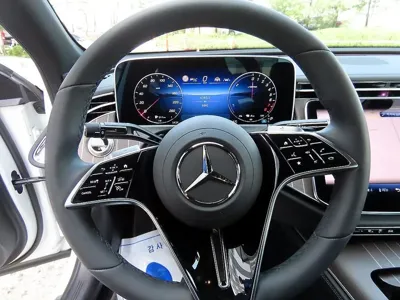 Mercedes-Benz E-Class 2025, 6866 км, за 70900000 KRW - фото 8