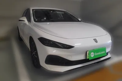 Roewe D7 2025, 11800 км, за 74505.74 CNY