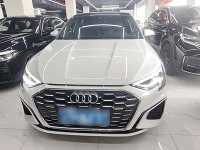 Audi A3 2024, 31800 км, за 109300 CNY