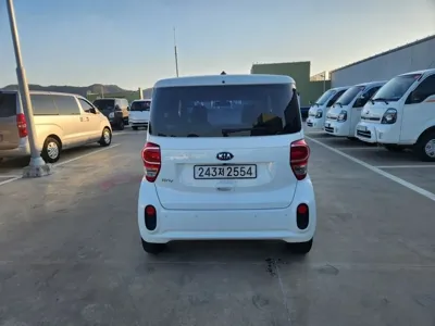 Kia Ray 2018, 113616 км, за 8990000 KRW