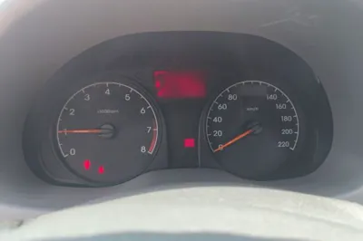 Hyundai Verna (older generation) 2016, 56400 км, за 33645.6 CNY - фото 8