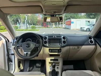 Volkswagen Tiguan 2013, 180000 км, за 25800 CNY - фото 11
