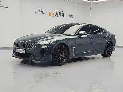 Kia Stinger · 2023 год