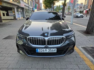BMW 5-Series 2025, 5100 км, за 72200000 KRW