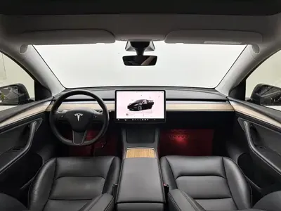 Tesla Model Y 2022, 59600 км, за 163900 CNY - фото 9